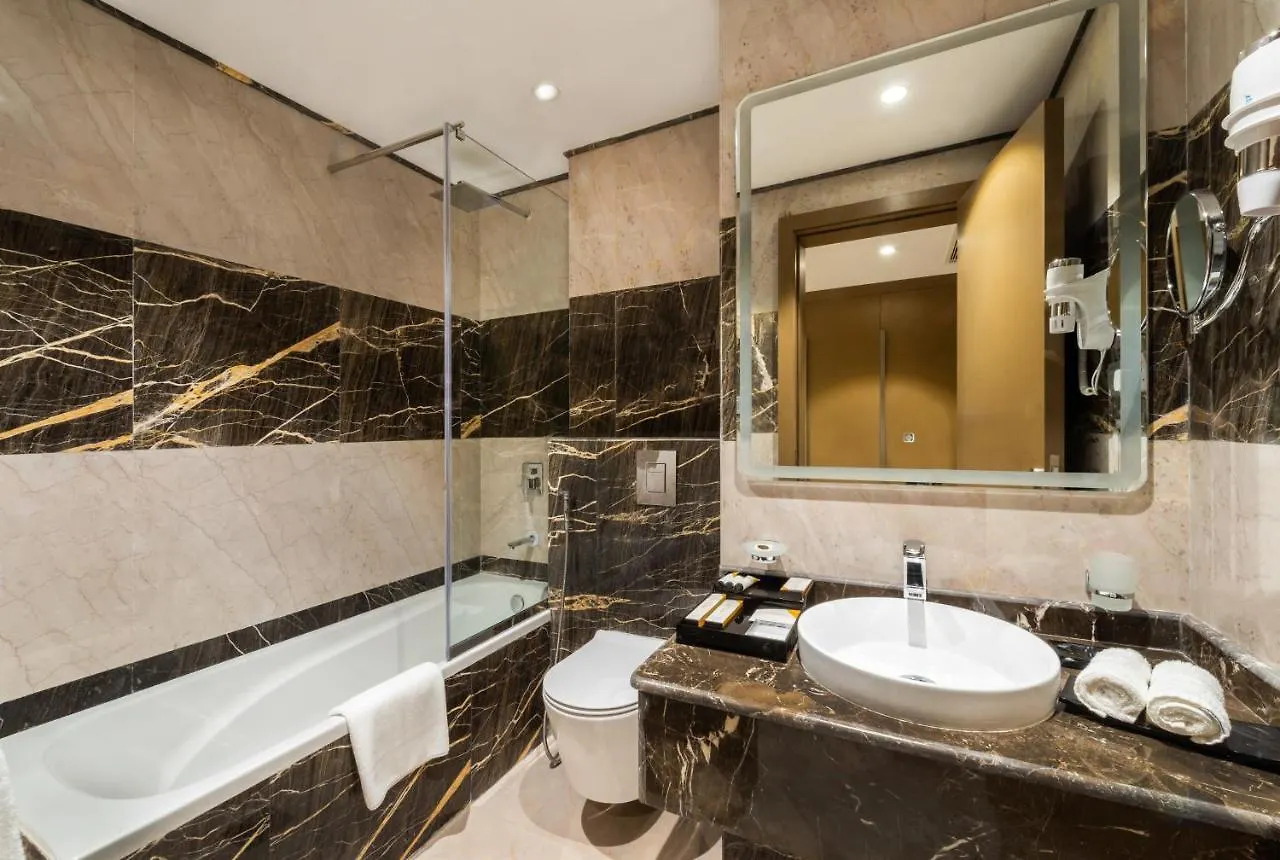 Warwick Riyadh Al Wezarat 4*,  Saudi Arabia